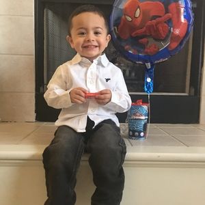 Meet your Posher, Nelida